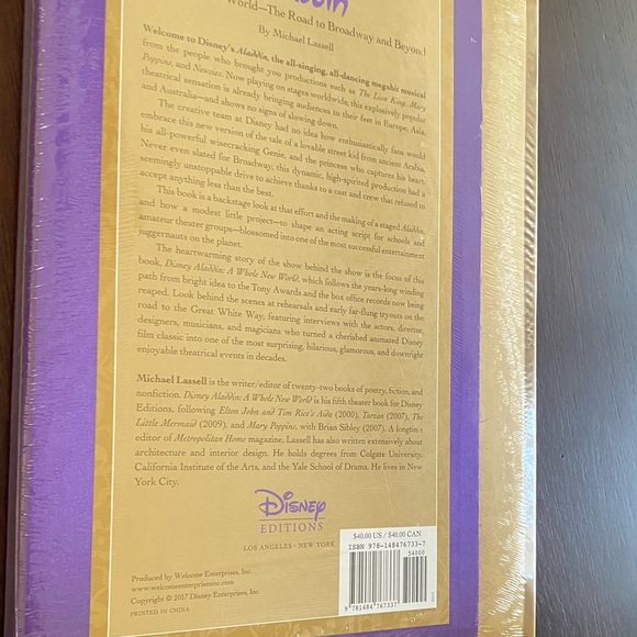 DISNEY 💜ALADDIN💜 A WHOLE NEW WORLD HARDCOVER BOOK 🌟NWT🌟 - Picture 5 of 12
